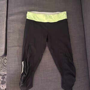 Lululemon Crop Capri Leggings, VGUC, Black and Neon Green, size 6